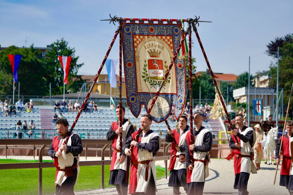 Palio di Legnano 2024: la sfilata al Campo - Foto di Daniele Zaffaroni