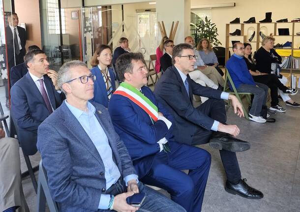 Visita albizzatese per il ministro Giorgetti alla Vibram