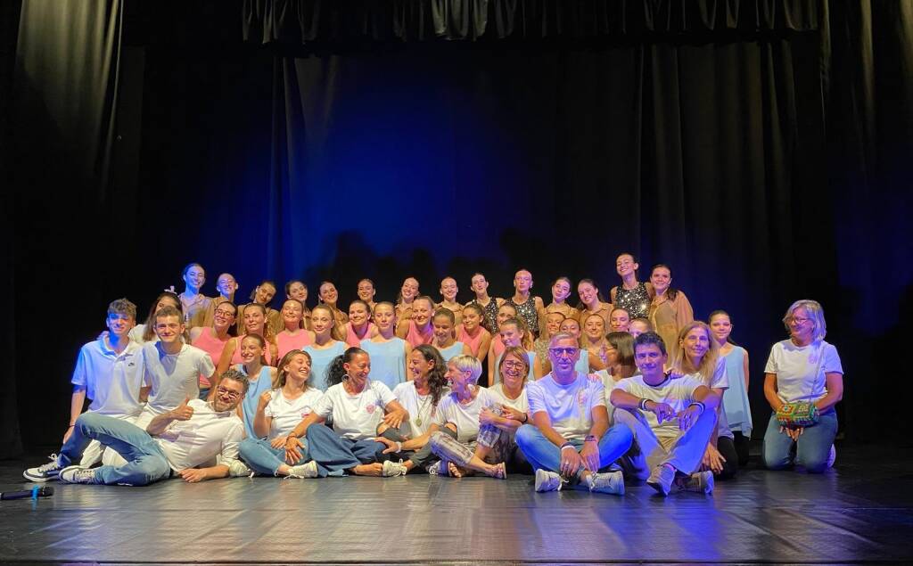 Farfalle Lilla Dance Show