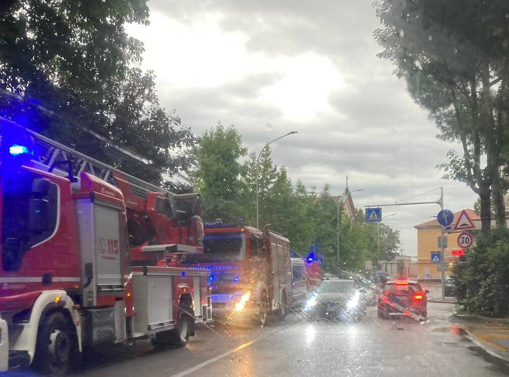 Incendio ex convento di Cerro Maggiore - 23 giugno 