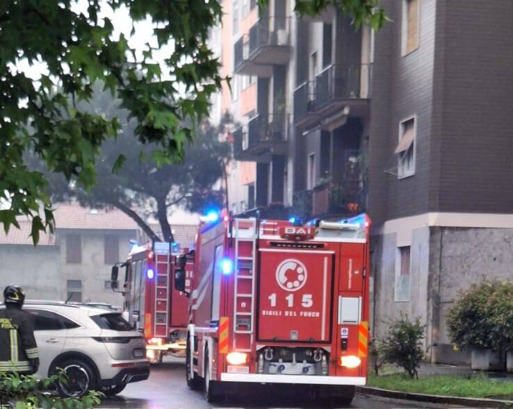 Incendio ex convento di Cerro Maggiore - 23 giugno 