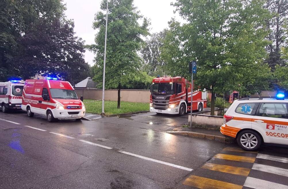 Incendio ex convento di Cerro Maggiore - 23 giugno 