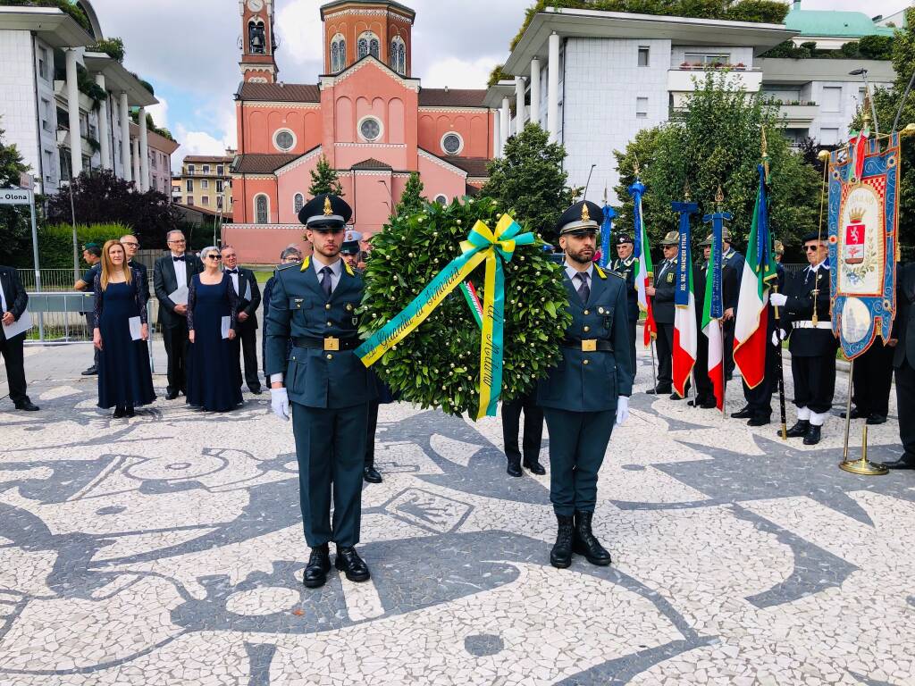 Intitolazione del monumento per i 120 anni della Guardia di Finanza