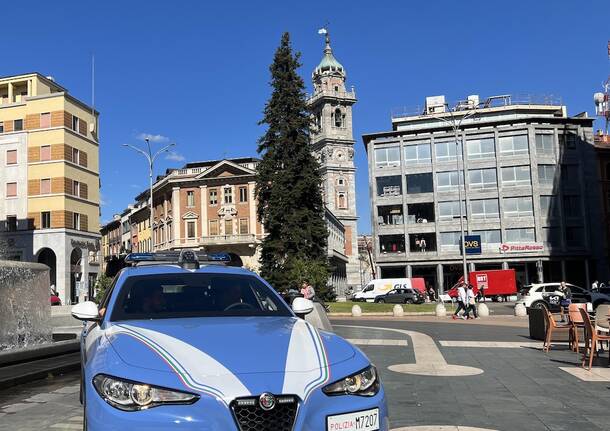 polizia di stato piazza monte grappa varese