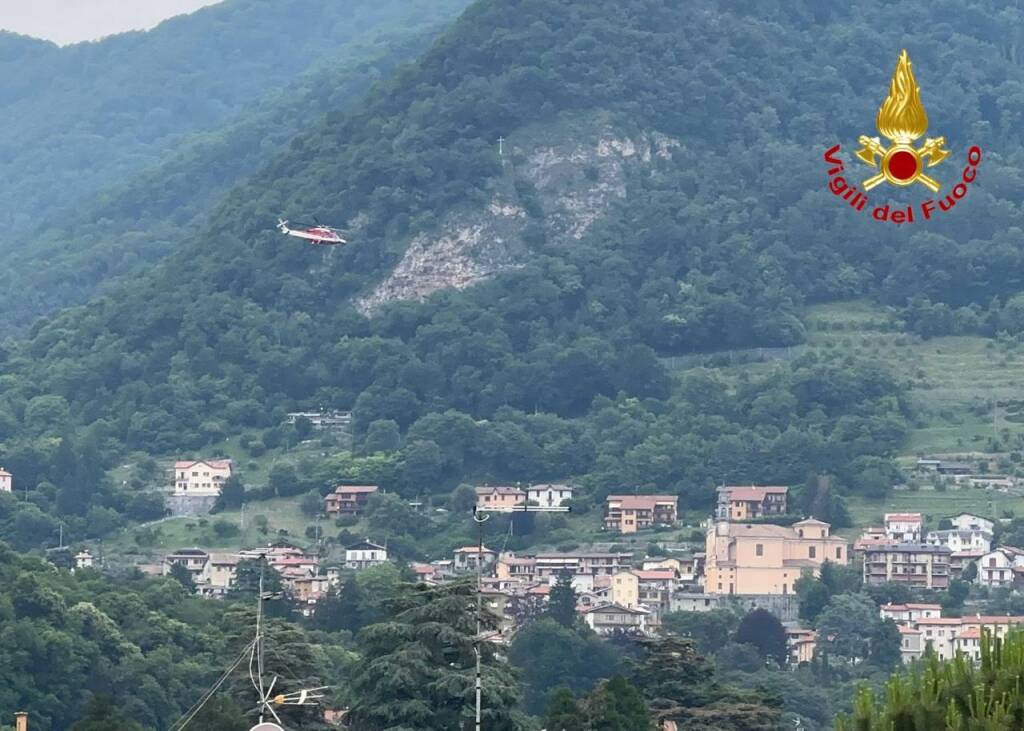 Recupero vigili del fuoco a Ponte Lambro