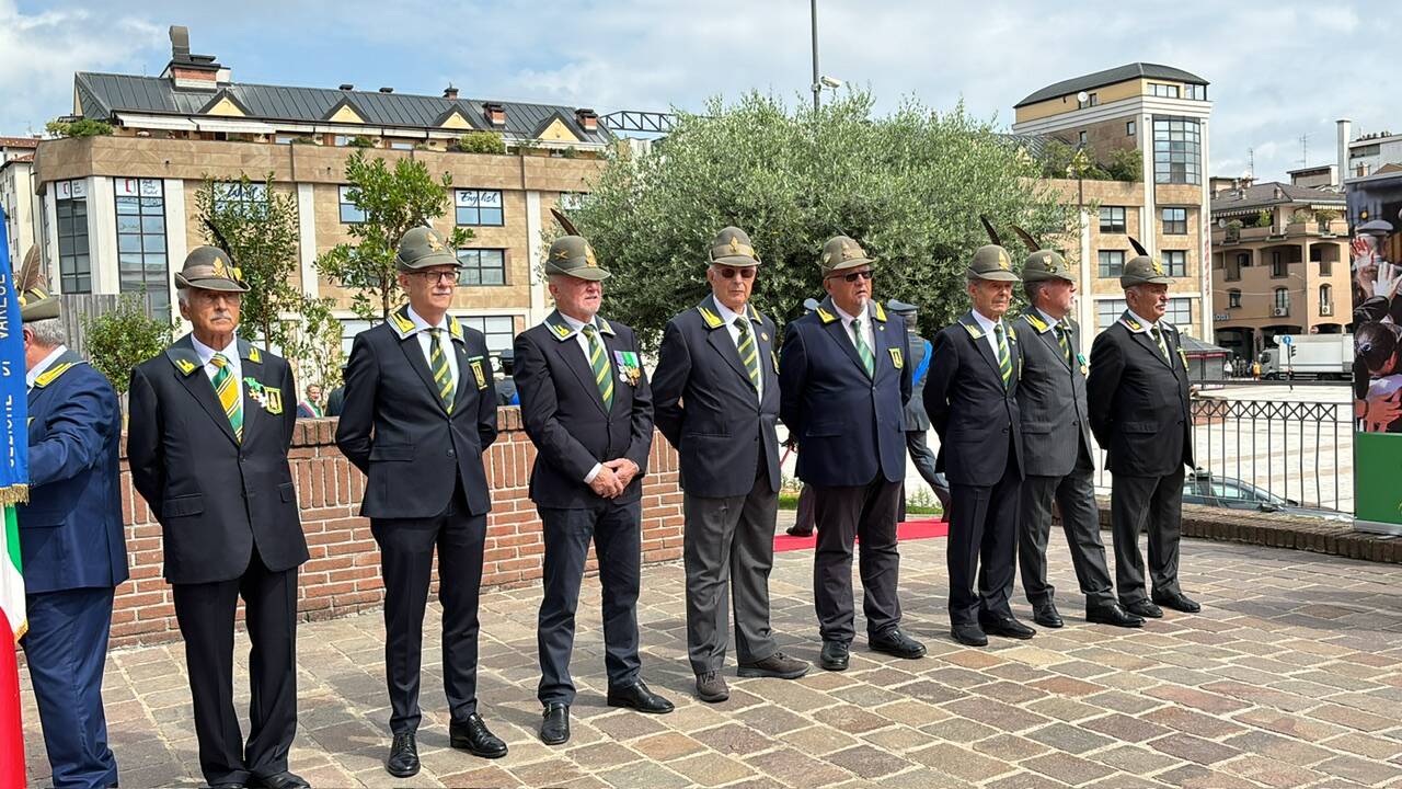 Un giardino in piazza Repubblica per i 250 anni della GDF a Varese