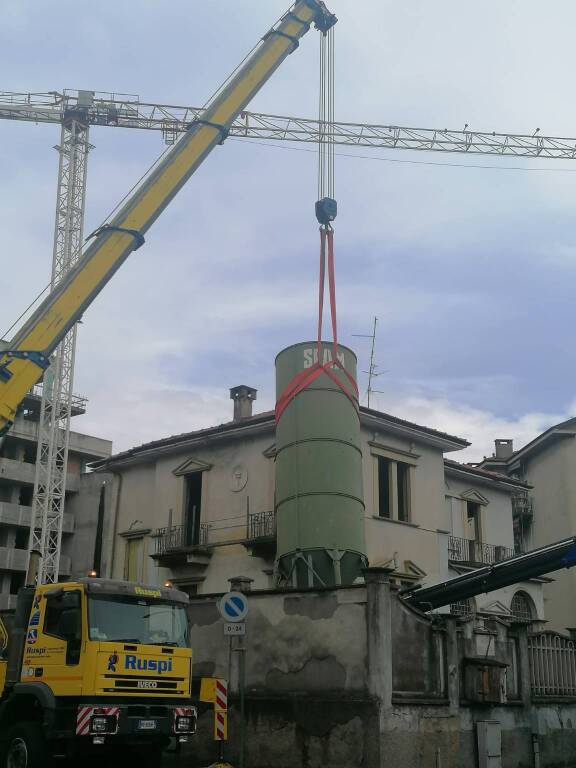 Viale cadorna chiuso per silos pericolante