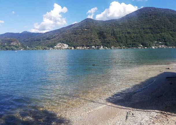 Brusimpiano - La spiaggia del Lido