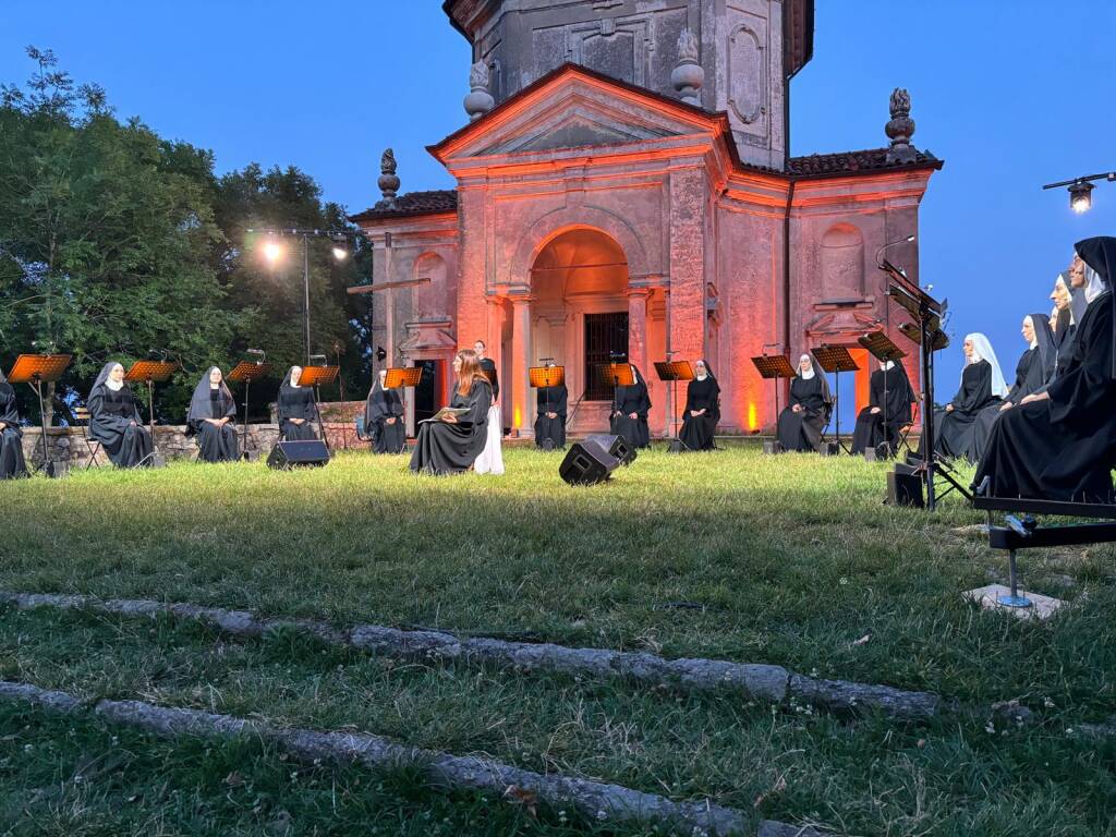 Carmelitane _ Tra Sacro e Sacro Monte