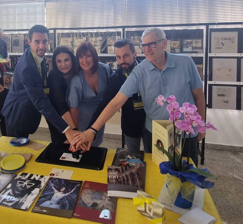 Una mostra per festeggiare il compleanno dell'ufficio postale di Saronno