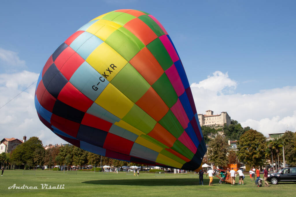 Mongolfiere ad Angera