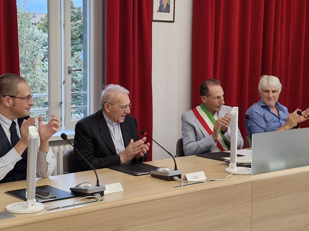 Consegna onorificenze civiche 2024 a Busto Garolfo