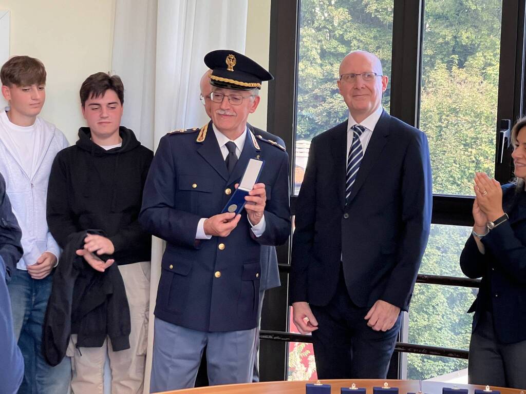 festa polizia questura varese franco novati questore carlo ambrogio enrico mazza