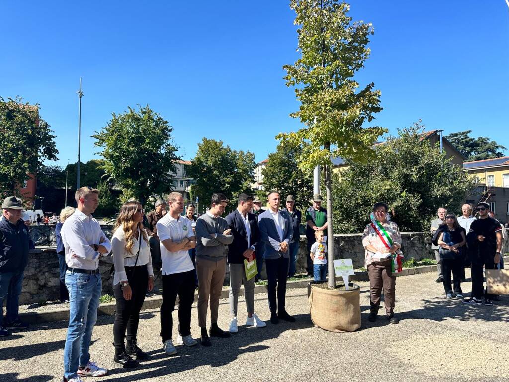 Inaugurata la Grande Piazza Lineare dell'Olona