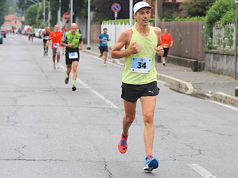 La GallaRun Ten ferma la pioggia e conquista Gallarate