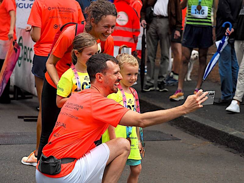 La GallaRun Ten ferma la pioggia e conquista Gallarate