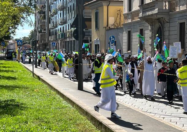 Oltre 400 fedeli sunniti in corteo a Legnano