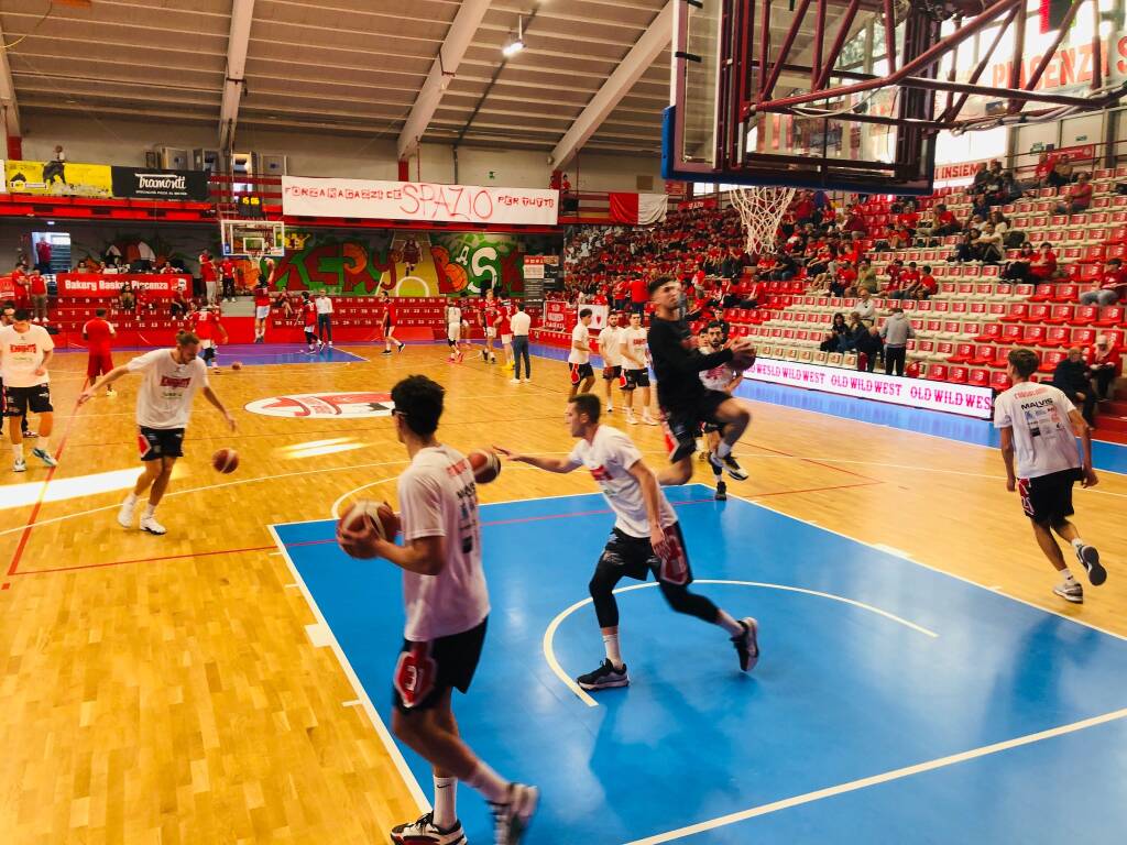 Serie B Nazionale: Basket Legnano esordio a Piacenza 