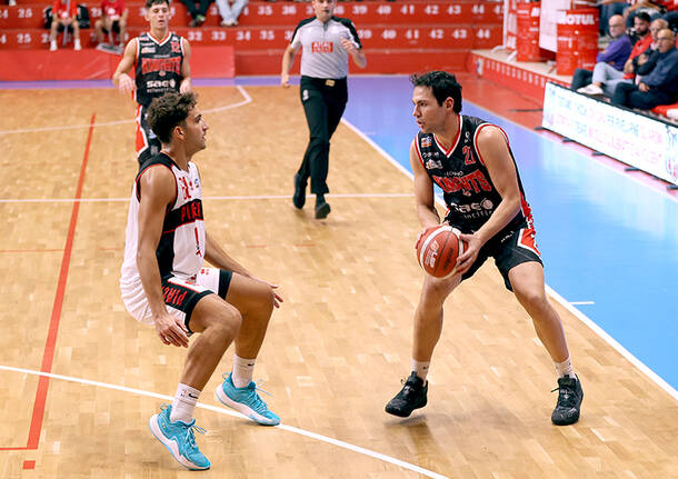 Prima giornata in serie B Nazionale: Legnano Basket sfida Piacenza