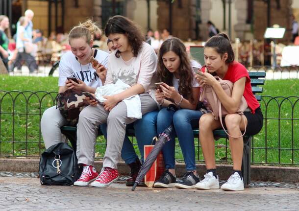 adolescenti, adolescenza, nativi digitali