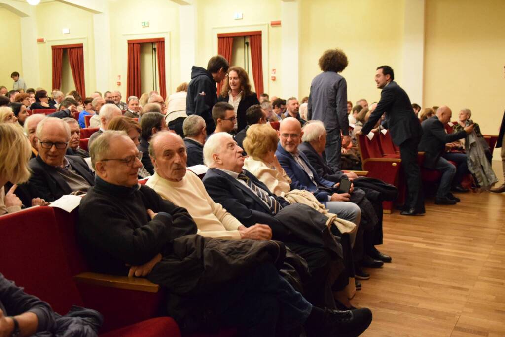 Al "Tirinnanzi" il libro fotografico sui 100 anni di Legnano città - a cura di Antonio Pasquale Emanuele