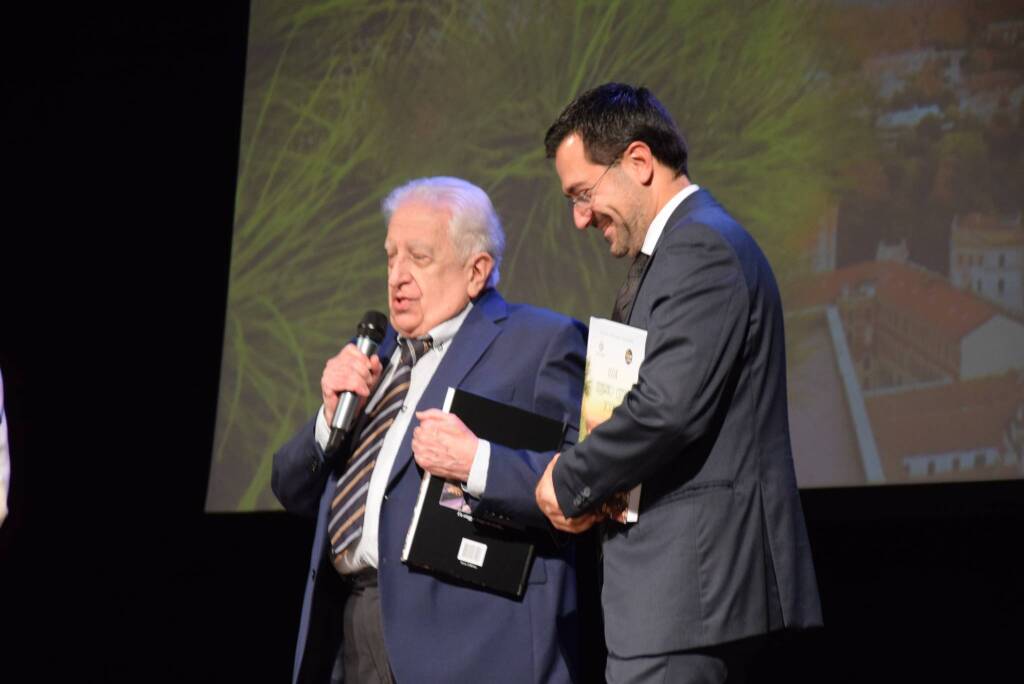 Al "Tirinnanzi" il libro fotografico sui 100 anni di Legnano città - a cura di Antonio Pasquale Emanuele