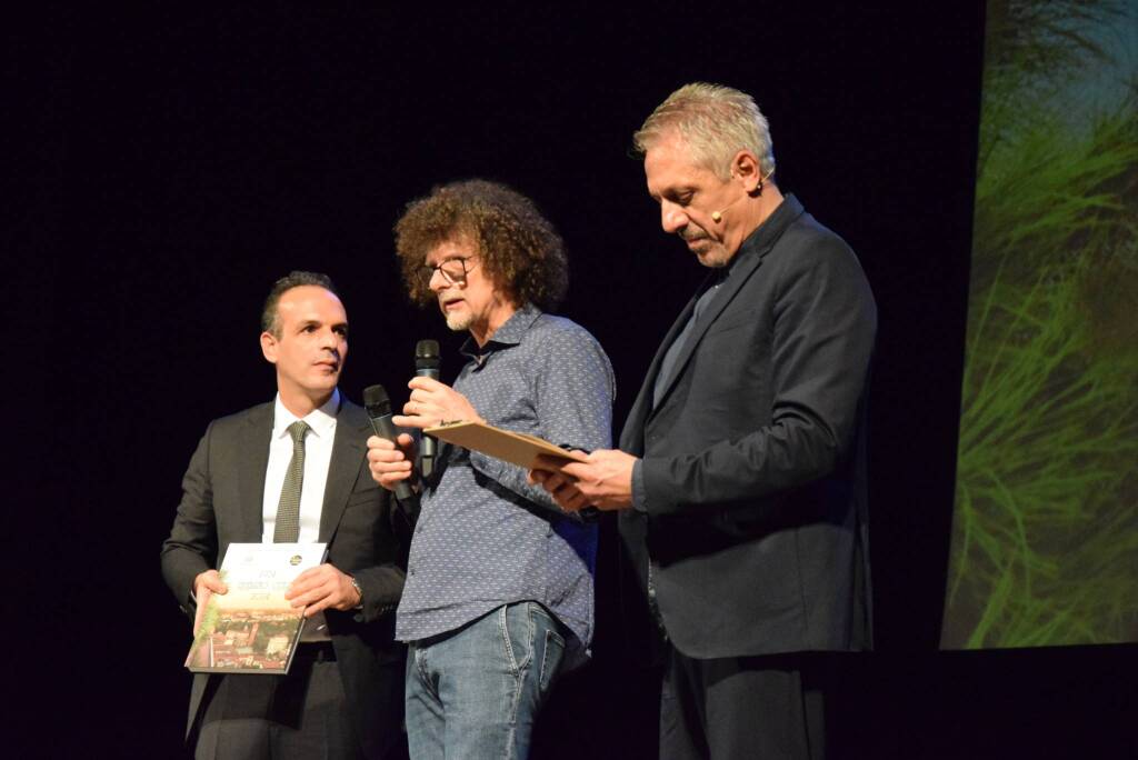 Al "Tirinnanzi" il libro fotografico sui 100 anni di Legnano città - a cura di Antonio Pasquale Emanuele