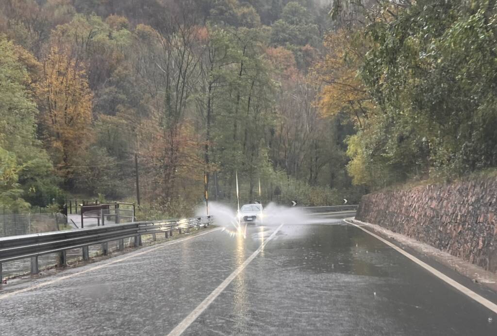 allagamenti maltempo valganna sacromonte