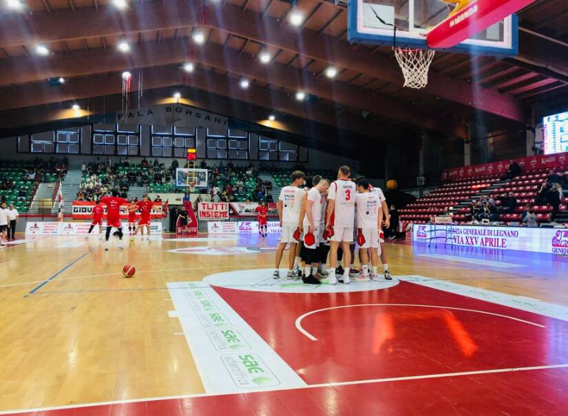 Basket Legnano sfida Piacenza al PalaBorsani 