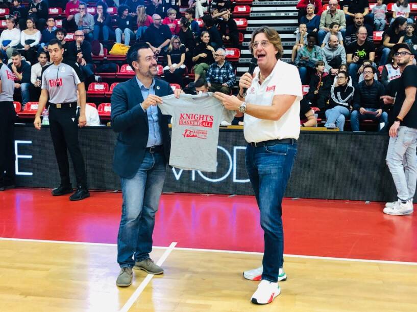 Basket Legnano sfida Piacenza al PalaBorsani 