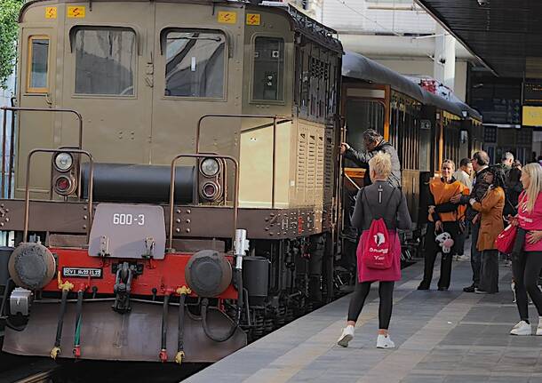 Treno storico alla stazione Cadorna