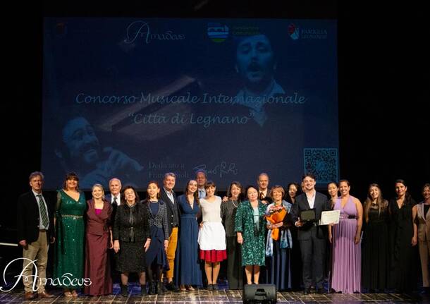 Cinquanta talenti sul palco del Teatro Tirinnanzi di Legnano per ricordare il baritono Franco Sioli