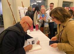 Claudio Bisio presenta il suo romanzo a Gallarate 