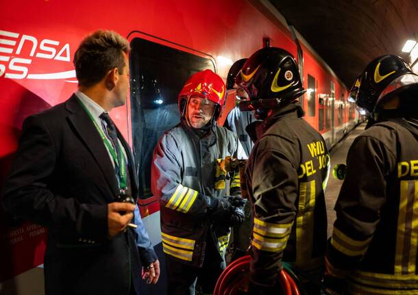 Esercitazione di Ferrovienord: simulato un incidente in galleria a Castellanza