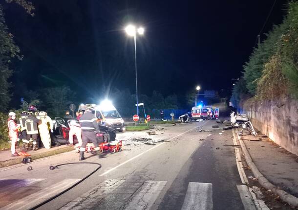 Incidente nella notte a Tradate, muore un ragazzo