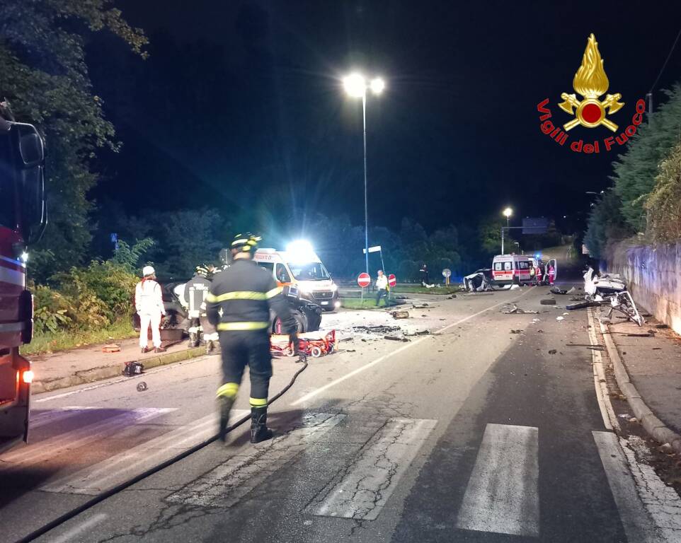 incidente nella notte a tradate, muore un ragazzo