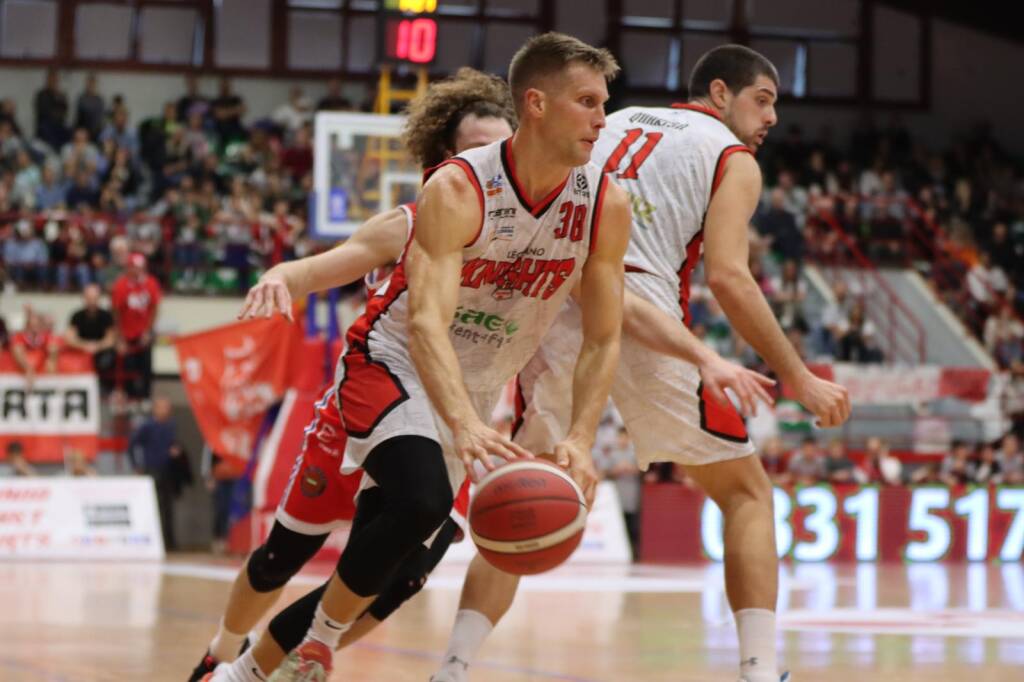 La sfida Legnano-Vicenza nelle foto di Viola Dimi