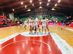 La sfida tra Legnano Basket e Saronno al PalaBorsani di Castellanza 