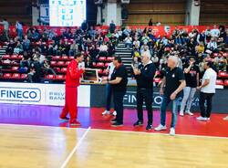 La sfida tra Legnano Basket e Saronno al PalaBorsani di Castellanza 