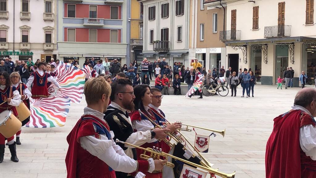 Sbandieratori e Musici di Legnano in festa per i loro 40 anni 