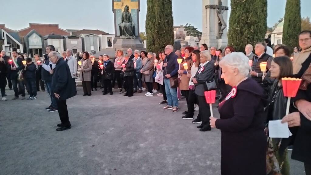 120 persone con AIDO Legnano al cimitero monumentale