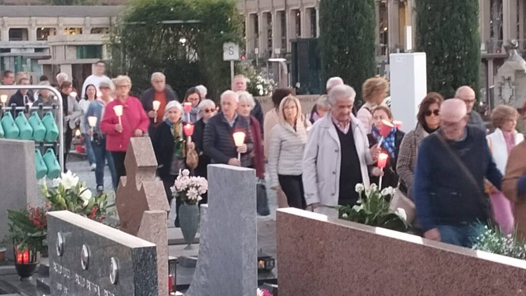 120 persone con AIDO Legnano al cimitero monumentale