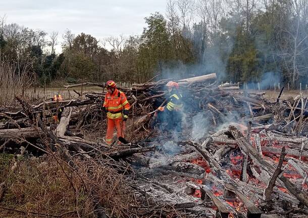 Antincendio boschivo sesto calende 