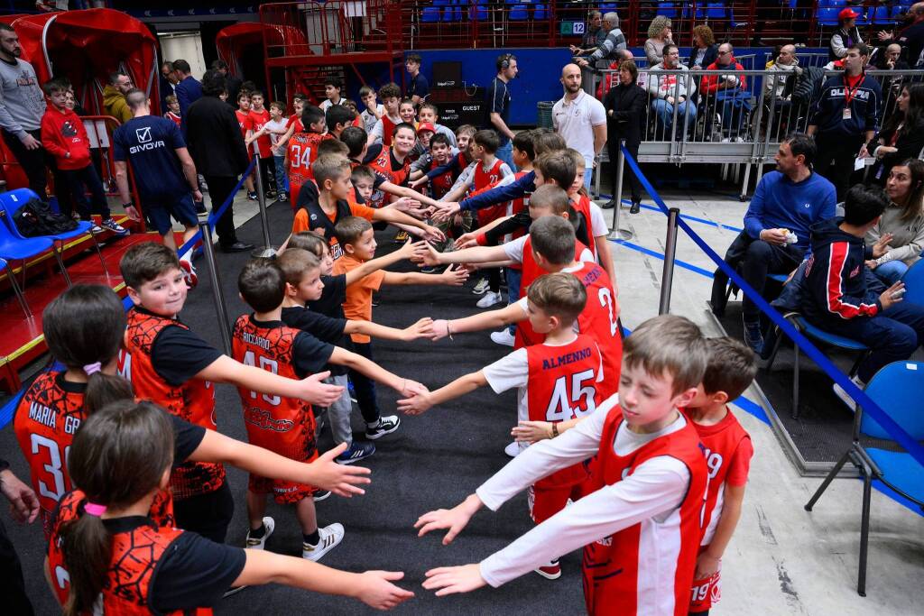 Basket Canegrate  con l’Olimpia Milano