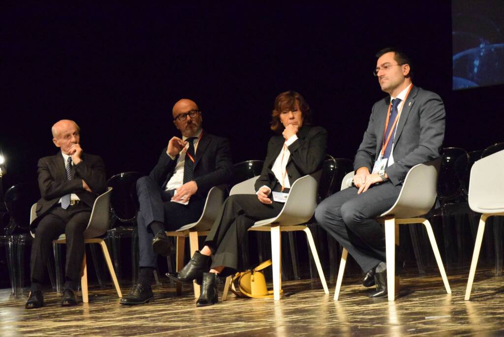 Borse di studio al Teatro Città di Legnano Talisio Tirinnanzi di Legnano