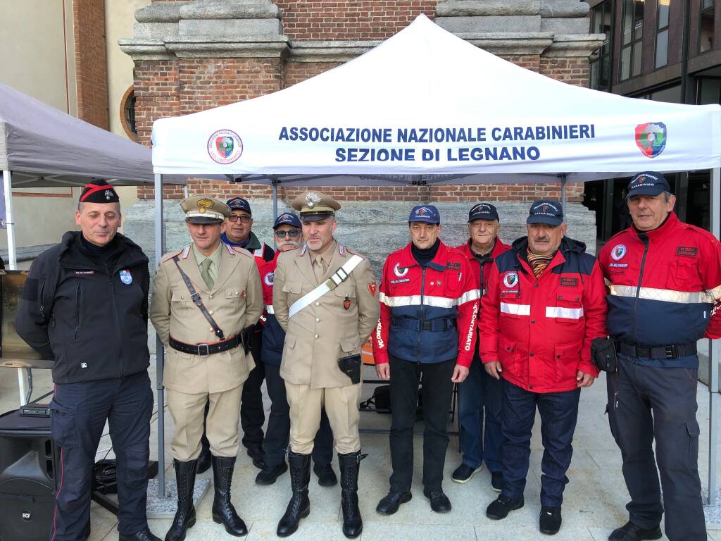 Carabinieri in piazza San Magno per il Santo Patrono 