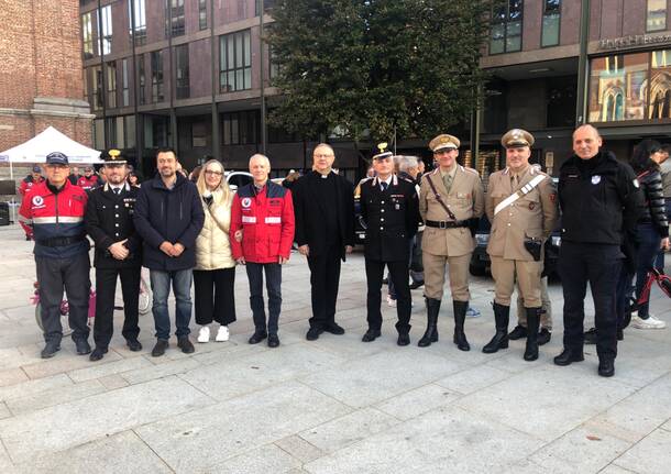 Carabinieri in piazza San Magno a Legnano per il Santo Patrono della città