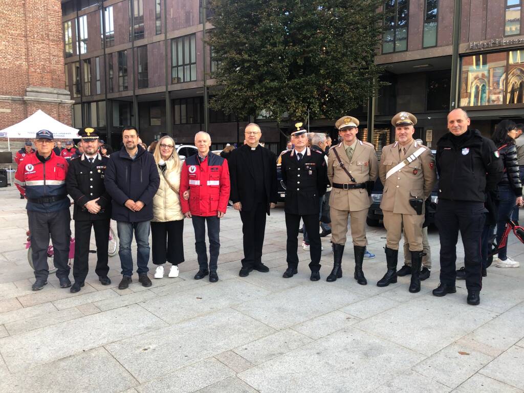 Carabinieri in piazza San Magno per il Santo Patrono 