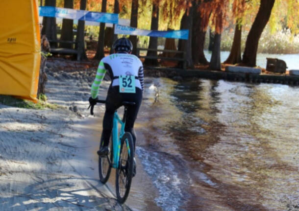 ciclocross monvalle (foto G. Azzimonti)