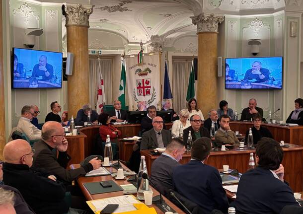 Consiglio comunale Varese in consiglio Provinciale